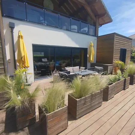 Omm Heated Pool Sauna Διαμέρισμα Viviers-du-Lac