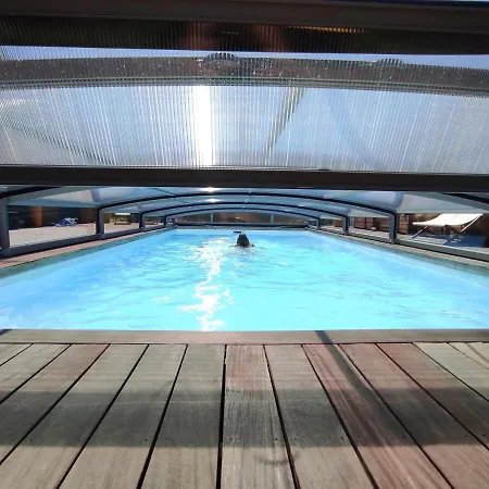 Omm Heated Pool Sauna Διαμέρισμα Viviers-du-Lac